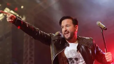 Michael Wendler während eines Auftritts | Michael Wendler performte nach jahrelanger Pause wieder in Deutschland (Archivbild)