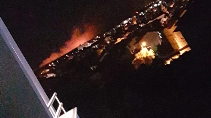 Tausende mussten wegen eines Waldbrandes auf Pag evakuiert werden