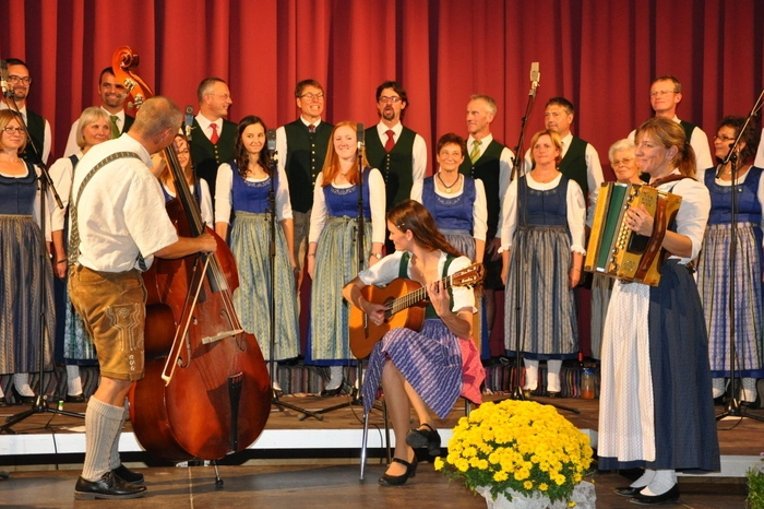 Musikalische Unterstützung gab es an dem Abend von der Instrumentalgruppe „Holzblech“.