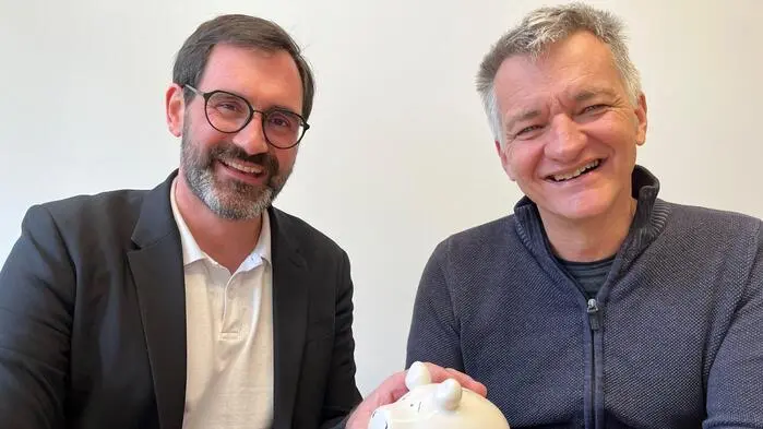 Der Grazer Finanzdirektor Johannes Müller und Finanzstadtrat Manfred Eber (KPÖ) ziehen eine Woche nach Konstituierung des neuen Gemeinderates die Reißleine und verhängen Haushaltssperre