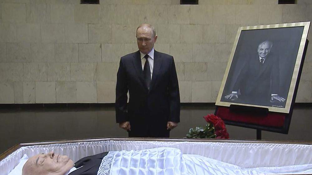 Gorbatschow wird im Moskauer Zentralkrankenhaus aufgebahrt