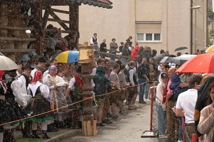 Der nasse Boden sorgte beim Reiten für schwierige Verhältnisse.