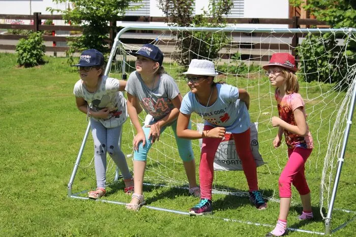 Arina, Ulana, Alona und Yeva zeigten sich von ihrer sportlichen Seite. 
