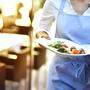 In Gastronomie und Hotellerie fehlen Mitarbeiter unter anderem im Service
