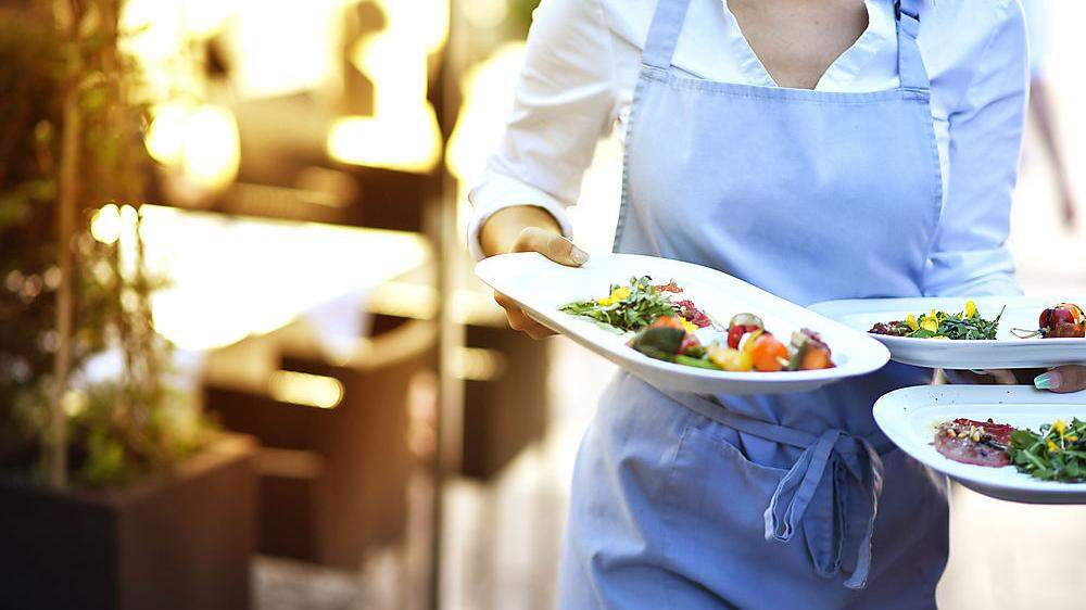 In Gastronomie und Hotellerie fehlen Mitarbeiter unter anderem im Service