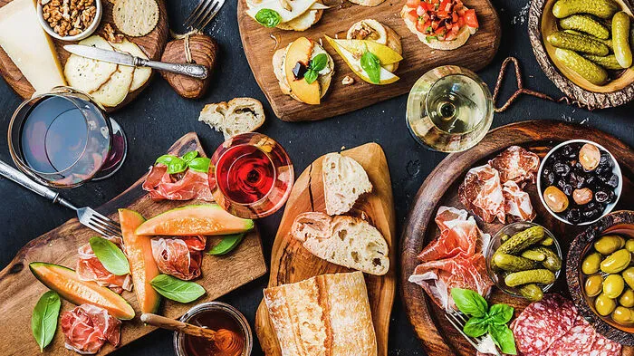Trend "Snacification": kleine, zeitlich flexible Mahlzeiten, statt der drei großen 