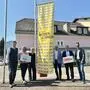 In Weißenbach wurde symbolisch schon einmal die Campus-Flagge gehisst