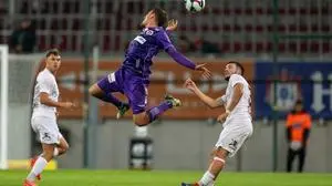 KLAGENFURT,AUSTRIA,24.OCT.25 - SOCCER - ADMIRAL 2. Liga, SK Austria Klagenfurt vs SK Sturm Graz II. Image shows Michael Lang (Klagenfurt) and Senad Mustafic (Sturm II).
Photo: GEPA pictures/ Avni Retkoceri