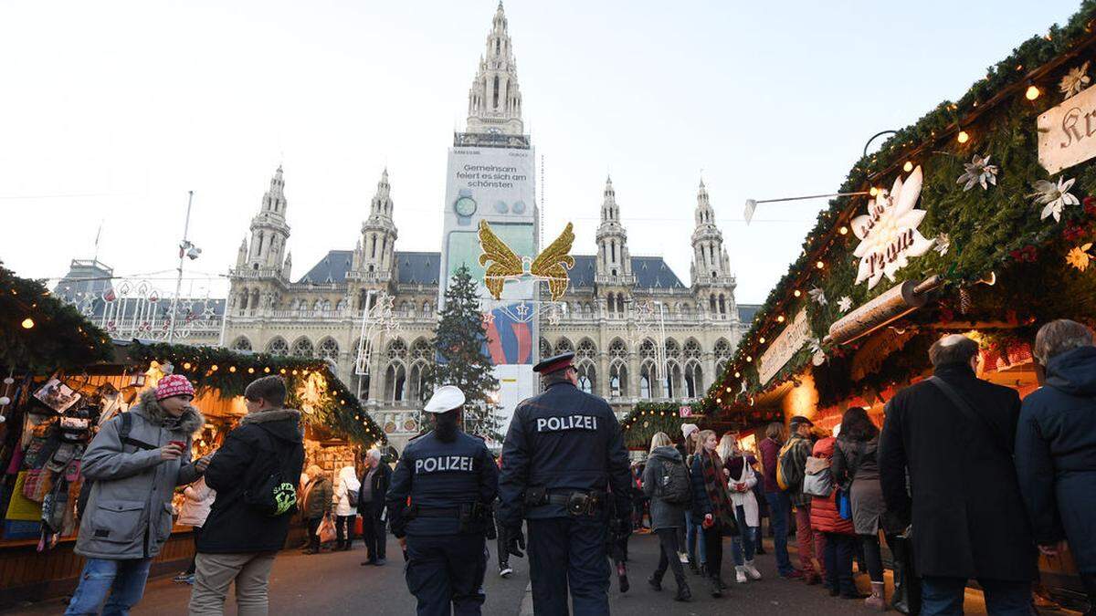 Auf Christkindlmärkte in Wien und Salzburg sollen Anschläge geplant worden sein