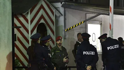 Polizeibeamte am Tatort