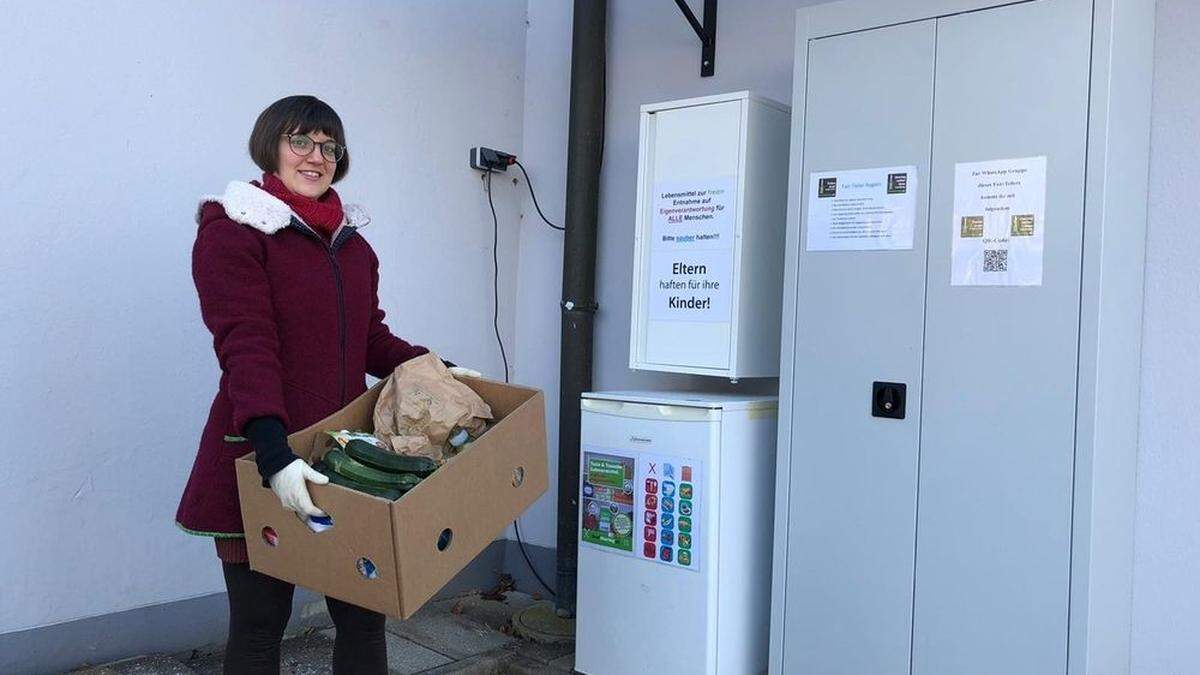 Denise Kranycan beim neuen Verteiler in Lieboch