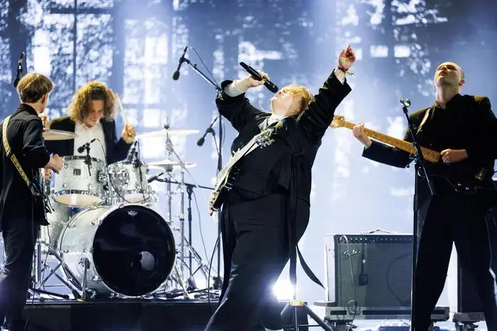 Bipolar Feminin rockte die Bühne
