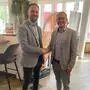 Landesvorsitzender Christian Wipfler (r.) gratulierte dem neuen Bezirksvorsitzenden Bernhard Steiner