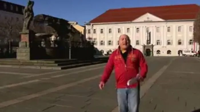 "Bist du deppert" nimmt Kärntner Beamte ins Visier