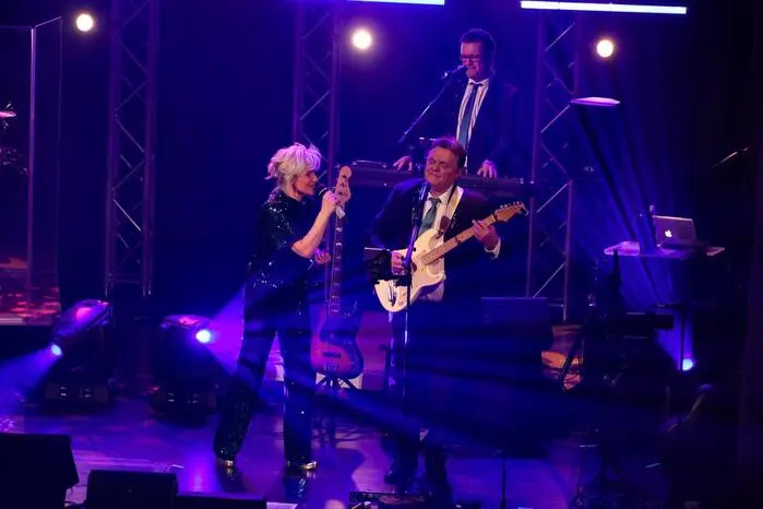 Die Show- und Partyband präsentierte ein abwechslungsreiches Programm, bei dem Asi Leitner und Harry Kothgasser einmal mehr als echte Stimmakrobaten überzeugten.