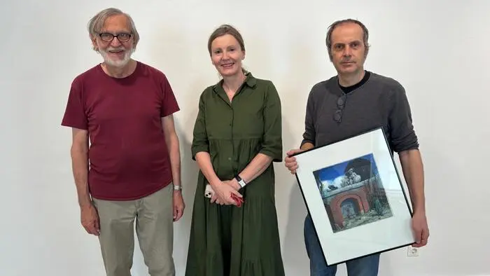 v.l.: Franz Dampfhofer, Leiterin des Kunsthauses Köflach, Ulrike Janach, Christoph Rodler