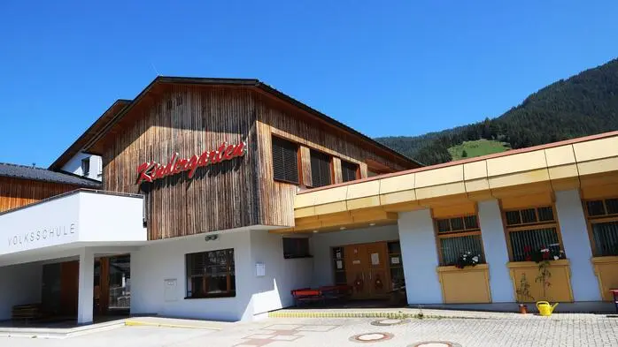 Ein Kindergarten von außen.