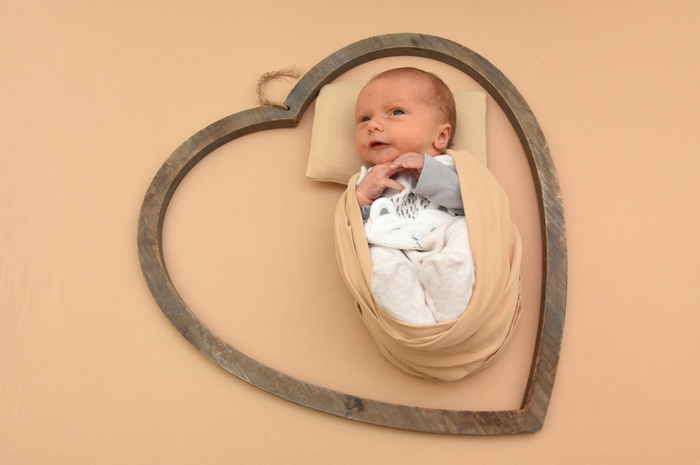 Feldkirchen hat
einen neuen Einwohner. Noah machte am 10. Dezember
seinen ersten Schrei.
Bei seiner Geburt
wog er 3270 Gramm
und war 50 Zentimeter groß. Es freuen sich die Eltern
Elena und Christof
Lechner.