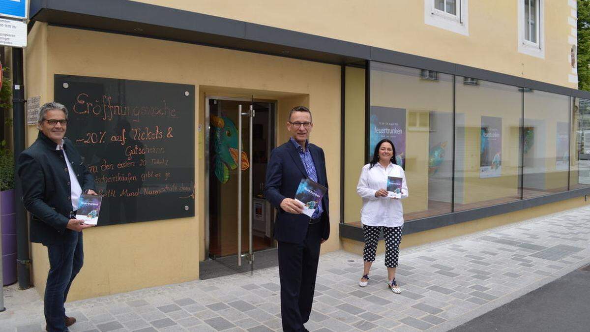 Stadtmarketing Chef Gerhard Angerer, CS-Intendant Holger Bleck und CS-Obmann-Stellvertreterin Claudia Boyneburg-Lengsfeld--Spendier