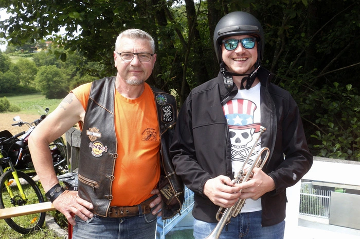 ...begrüßte Präsident Jeff Leitgeb hunderte begeisterte Bikerfreunde aus ganz Österreich.