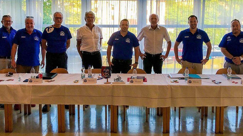 Der neue Vorstand der „Handball Sportunion Leoben“