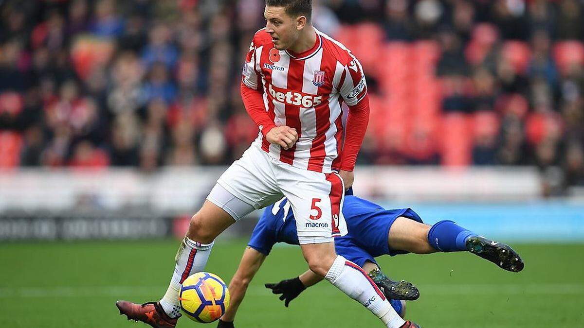 Kevin Wimmer im Dress von Stoke City