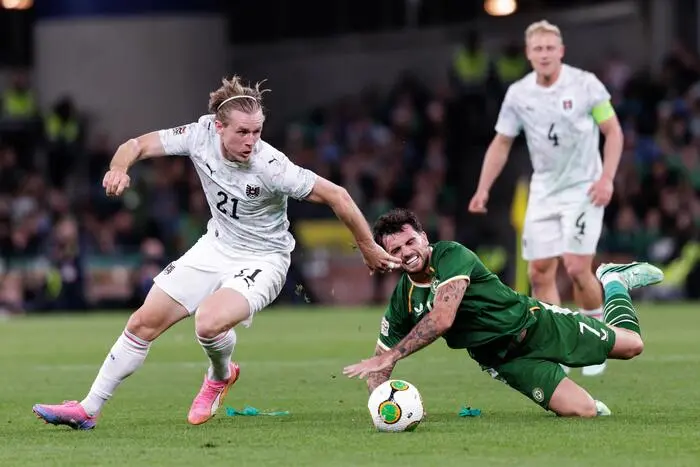 Patrick Wimmer: 4 | Mit Fortdauer der Partie besser im Spiel. Bei einem Schuss kurz vor der Pause im Pech. Offensiv einer der Lichtblicke und mit einem Assist zum Anschlusstreffer.