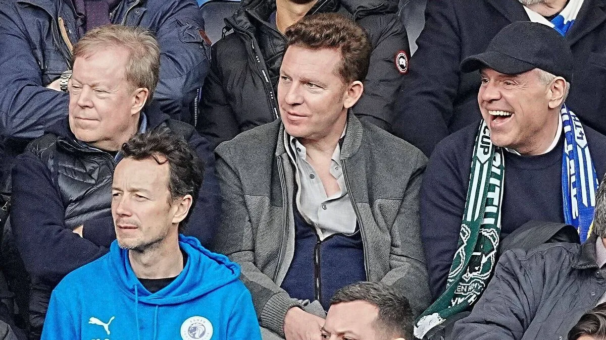 Potenzieller Käufer: Nick Candy saß am Sonntag im Stamford- Bridge-Stadion auf der Tribüne