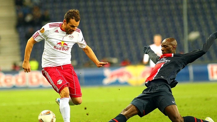Angefangen hat alles mit Roman Wallner. Am 30. Jänner 2012 wechselte der Stürmer von Salzburg nach Leipzig.