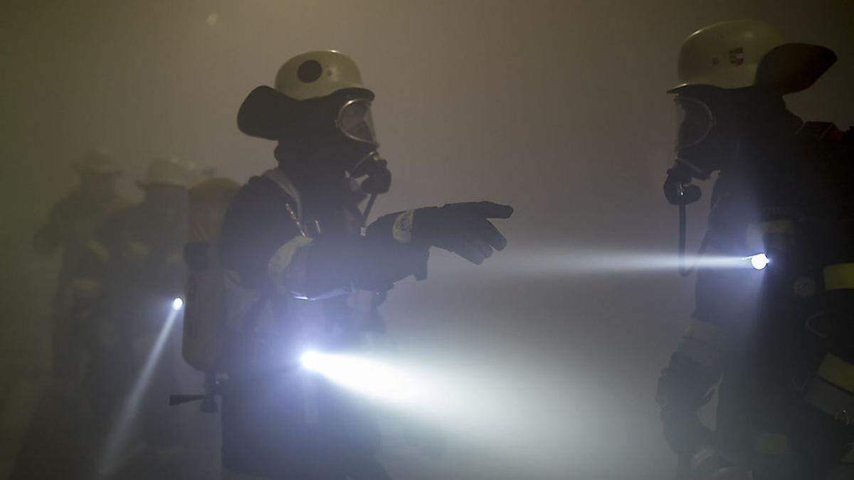 Die FF St. Ruprecht Klagenfurt übt den Ernstfall für einen großflächigen Stromausfall, auch Blackout genannt