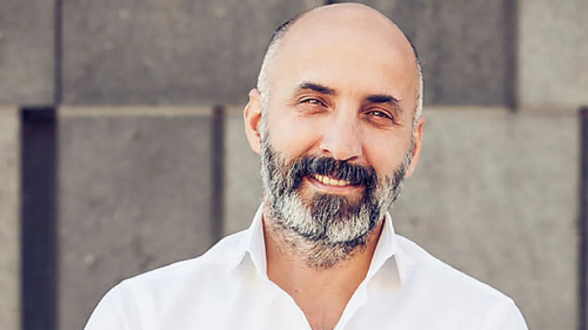 Kenan Güngör ist Soziologe: Er selbst bezeichnet sich als deutschsprachigen Europäer mit kurdisch-türkischen Wurzeln. Er ist Chef von "think.difference" in Wien