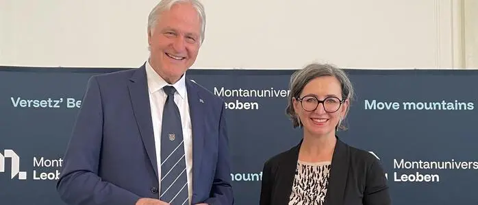 Rektor Peter Moser und Barbara Stelzl-Marx präsentierten das Forschungsprojekt