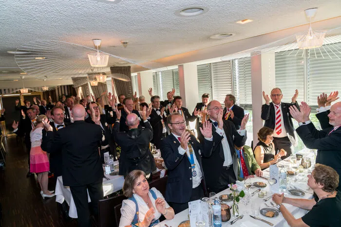 Als Präsident des Clubs konnte der Grazer Gerhard Schweiger Gäste aus aller Welt am Schloßberg begrüßen.
