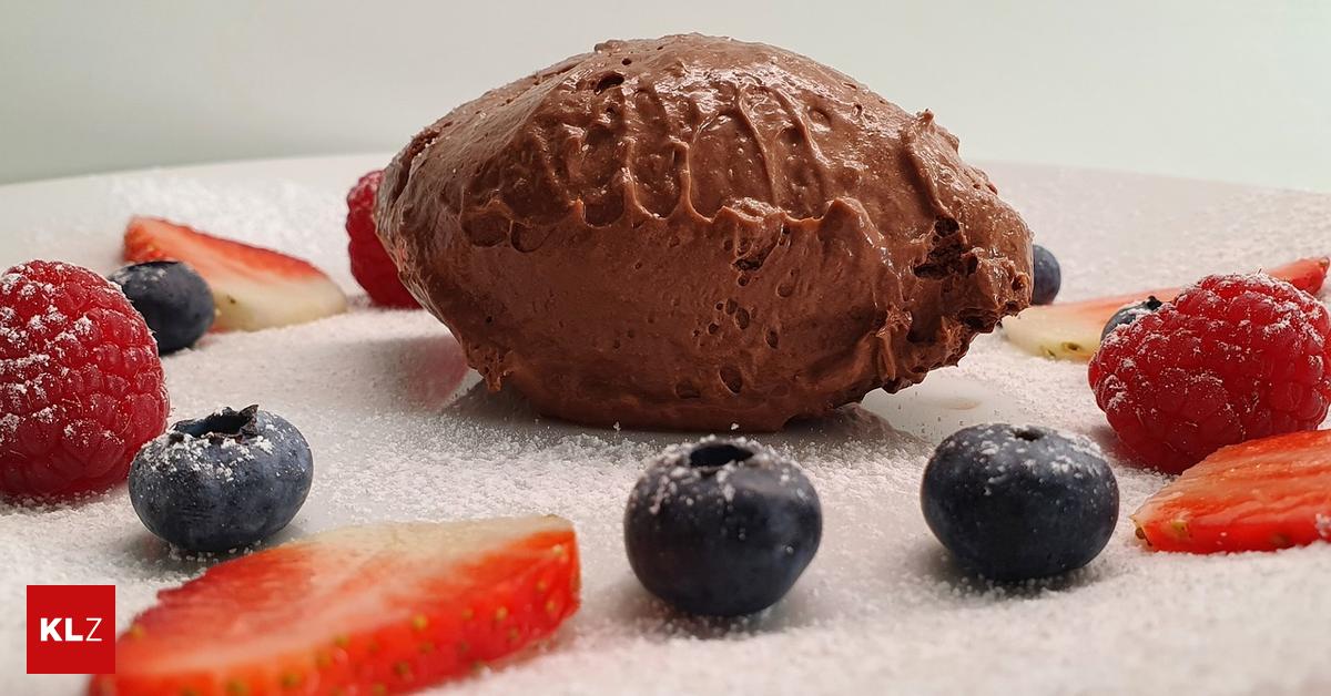 Dagobert-Rezept: Nougatmousse mit Erdbeerkompott