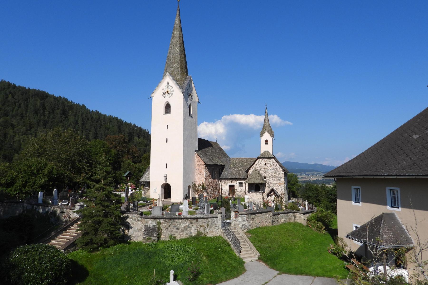 Streng geheim in Kärnten: Zugemauerte Türen, rätselhafte Nischen und Reliquien von 11.000 Jungfrauen