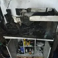 Das Feuer zerstörte das Aquarium komplett