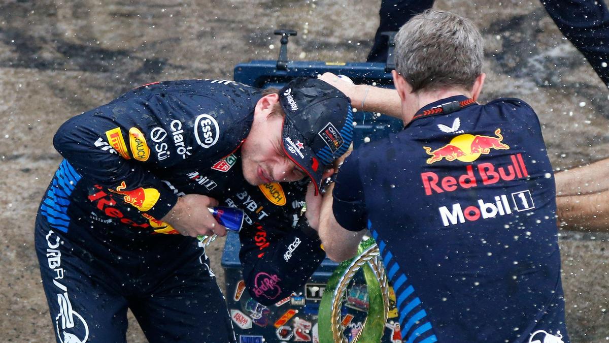 Max Verstappen siegte in Sao Paulo nach einer beeindruckenden Leistung - dann wurde gefeiert