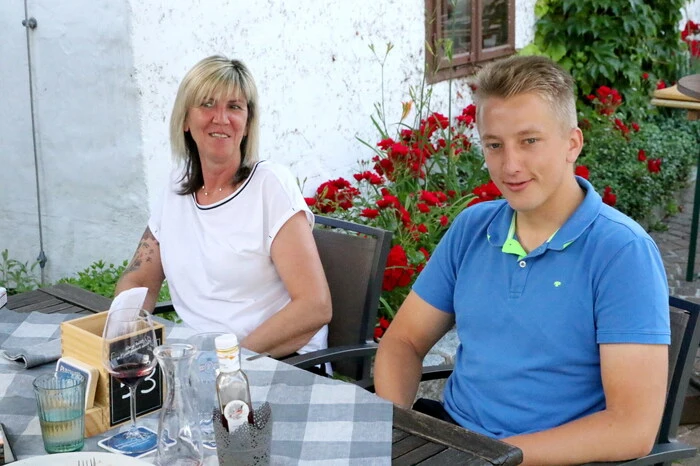 Nach dem Schlusspfiff waren sich die Fußballfans sicher: Auch die  nächsten Spiele der Europameisterschaft schauen wir uns in der Osteria an. 