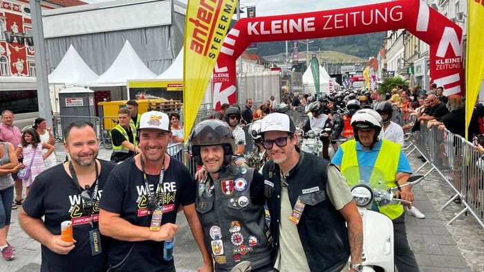 Drei Tage lang stand Leoben im Zeichen der "Iron Road for Children". 40.000, US-Cars und Vespas und IRFC-Fans eroberten in diesem Zeitraum die Stadt und spendeten für erkrankte Kinder eine Rekordsumme von mehr als 90.000 Euro. auch der Unwetterbednigtre abbruch des Seiler &amp; Speer-Konzert tat der super Stommung keinen Abbruch.