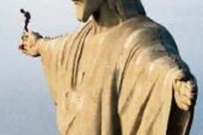Baumgartner vor seinem Sprung von der Christus-Statue in Rio de Janeiro