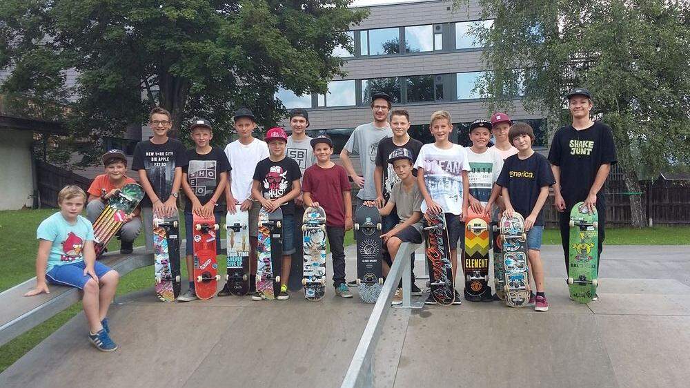   Der Verein Sbot will das Skateboarden in Osttirol weiterentwicklen. Die Jugend ist begeistert