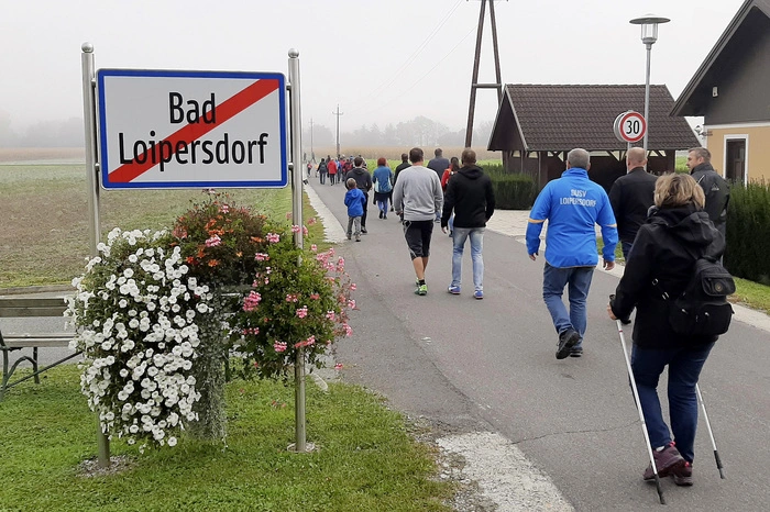 ...nach Stein und zurück in Angriff zu nehmen.