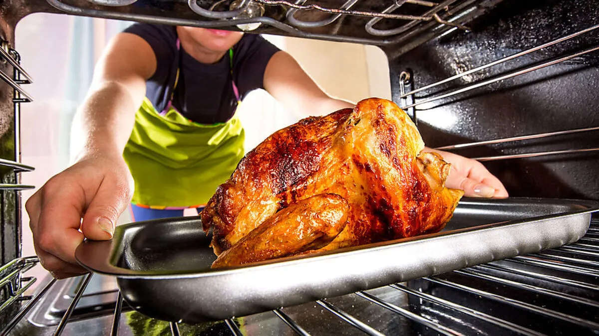 Hühnerfleisch kommt meist aus dem Inland, Putenfleisch wird zu 60 Prozent importiert...