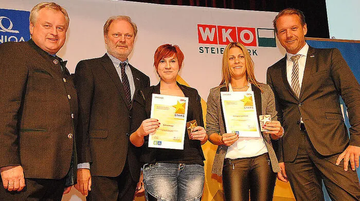 Josef Majcan, Johann Lampl und Andreas Herz überreichten die Auszeichnungen