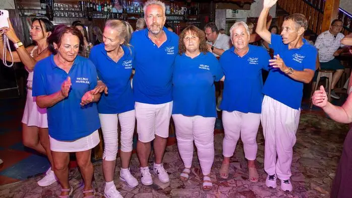 Es war eines der Schlagerhighlights in diesem Sommer: Die Schlagerfahrt am Wörthersee, veranstaltet von Tenne-Chef Rudi Mally, gemeinsam mit Helmut Hussler und seiner Frau Roswitha