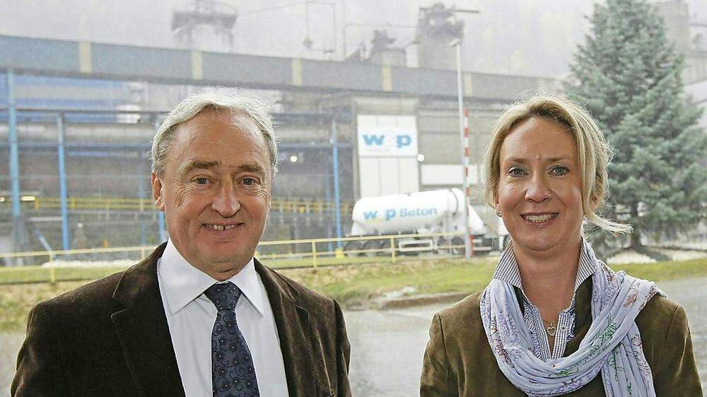 Wolfgang Mayr-Knoch und Eigentümervertreterin Christina Fromme-Knoch