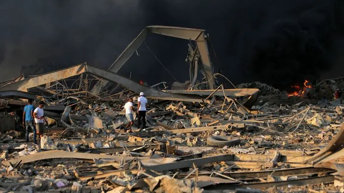 Zwei gigantische Explosionen erschütterten am Dienstagnachmittag die libanesische Hauptstadt Beirut.