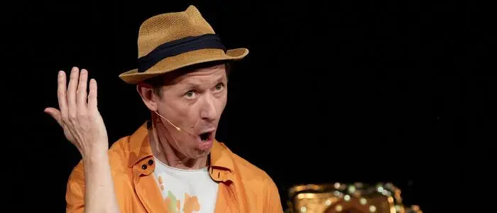Kabarettist Christian Hölbling macht am 30. Oktober den Auftakt im Kulturhaus KUMST