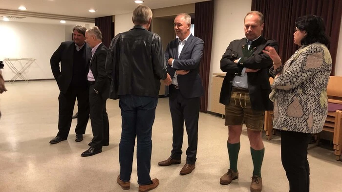 Hochkarätige Diskussionsteilnehmer in Fohnsdorf.