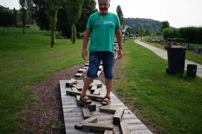 Auch geführte Trainings sind möglich. Als Guide kann man zum Beispiel Hans Weisseneder buchen. Der Wahl-Gamlitzer kennt jede Menge abwechslungsreiche Übungen, die Gruppen und Einzelpersonen Spaß machen.